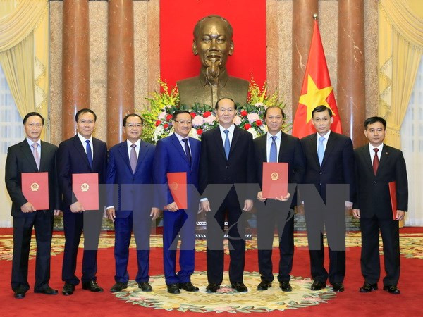 Des diplomates vietnamiens à l’honneur ảnh 1 Des diplomates vietnamiens à l’honneur ảnh 1