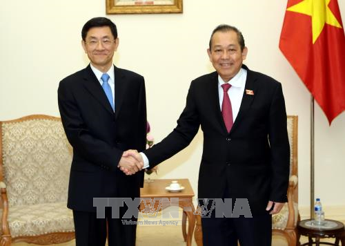 Le vice-PM Truong Hoa Binh reçoit un vice-ministre chinois de la Sécurité de l'Etat ảnh 1 Le vice-PM Truong Hoa Binh reçoit un vice-ministre chinois de la Sécurité de l'Etat ảnh 1