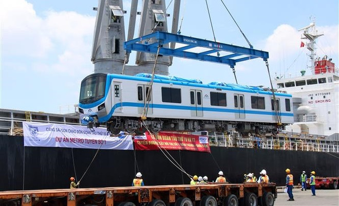 Les dernières rames de la ligne de métro Ben Thanh-Suoi Tien arrivent au Vietnam ảnh 1 Les dernières rames de la ligne de métro Ben Thanh-Suoi Tien arrivent au Vietnam ảnh 1