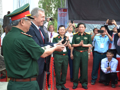 Présentation des résultats de la décontamination de dioxine dans l’aéroport de Da Nang ảnh 1 Présentation des résultats de la décontamination de dioxine dans l’aéroport de Da Nang ảnh 1