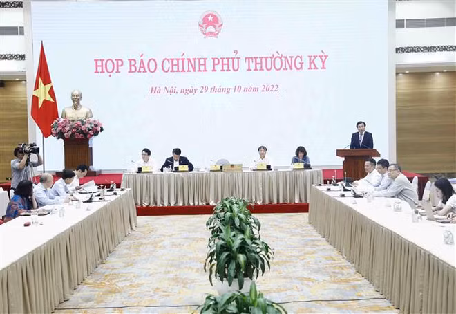 Le ministère de la Sécurité publique continue d’empêcher la diffusion de fausses nouvelles ảnh 1