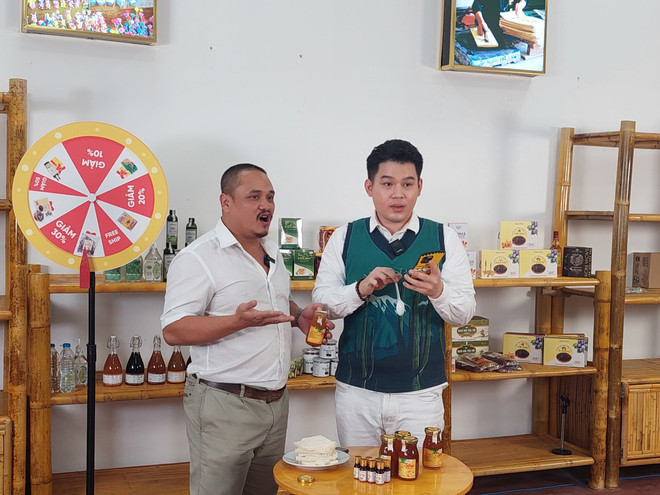 Hanoi promeut les produits de ses communes sur TikTok ảnh 1 Hanoi promeut les produits de ses communes sur TikTok ảnh 1