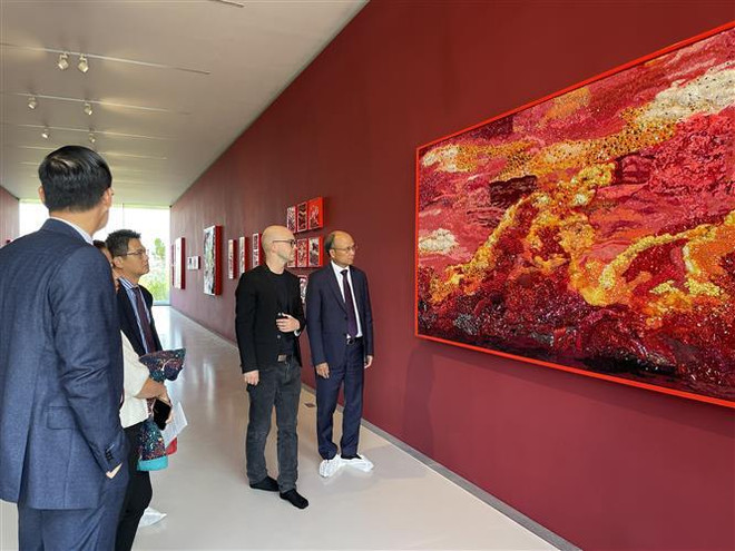 L’ambassadeur du Vietnam en France fait le point sur les liens vietnamo-français ảnh 2 L’ambassadeur du Vietnam en France fait le point sur les liens vietnamo-français ảnh 2