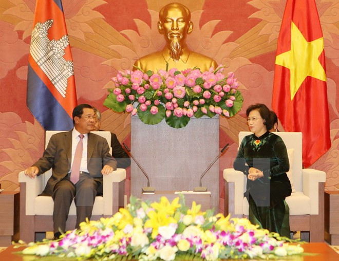 La présidente de l’AN vietnamienne plaide pour les liens Vietnam-Cambodge ảnh 1 La présidente de l’AN vietnamienne plaide pour les liens Vietnam-Cambodge ảnh 1
