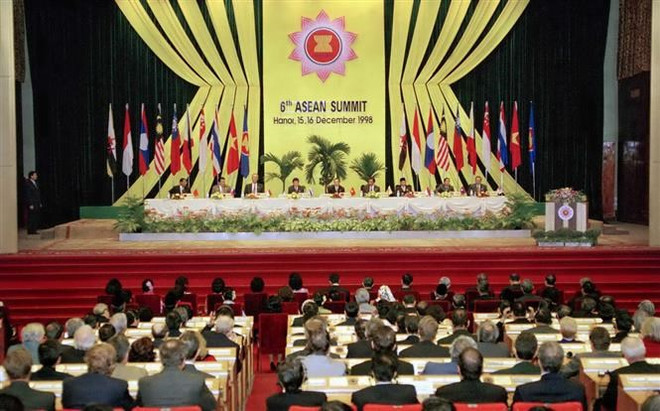 Le Vietnam contribue activement au développement de l’ASEAN ảnh 1