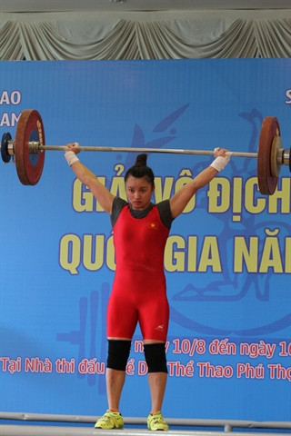 Hanoi remporte le championnat national d'haltérophilie 2015 ảnh 1