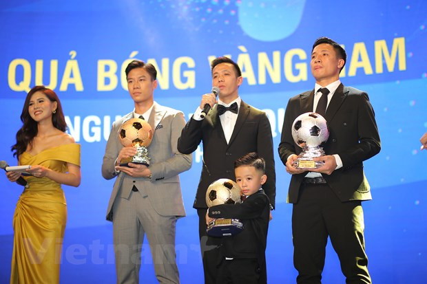 Nguyên Van Quyêt et Huynh Nhu lauréats du Ballon d’Or du Vietnam 2020 ảnh 2 Nguyên Van Quyêt et Huynh Nhu lauréats du Ballon d’Or du Vietnam 2020 ảnh 2