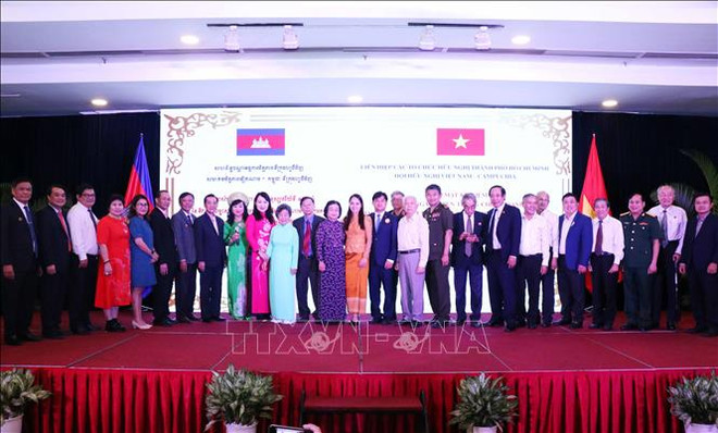 Hô Chi Minh-Ville célèbre l’anniversaire de la victoire de la défense de la frontière Sud-Ouest ảnh 2 Hô Chi Minh-Ville célèbre l’anniversaire de la victoire de la défense de la frontière Sud-Ouest ảnh 2