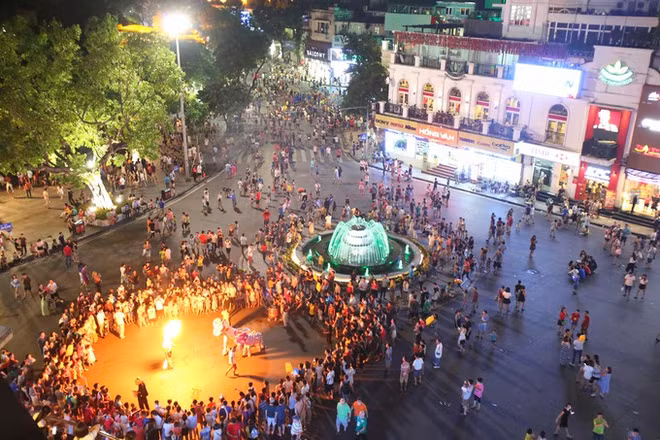 Agrandir la zone piétonne à Hanoi ảnh 1 Agrandir la zone piétonne à Hanoi ảnh 1