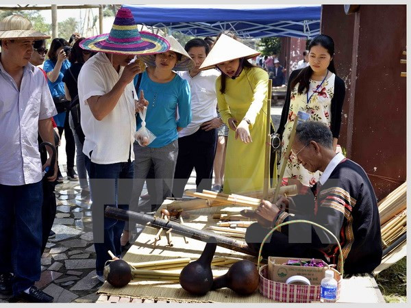 Ouverture de la Journée culturelle des ethnies du Vietnam ảnh 1 Ouverture de la Journée culturelle des ethnies du Vietnam ảnh 1