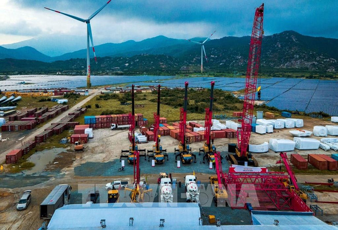 Coopération pour le développement d'énergies renouvelables entre Trungnam Group et Sany Group ảnh 1 Coopération pour le développement d'énergies renouvelables entre Trungnam Group et Sany Group ảnh 1