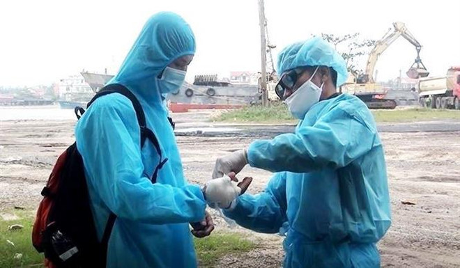 COVID-19 : le Vietnam signale un cas importé supplémentaire ảnh 1