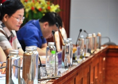 Hanoï : Les déchets plastiques dans le collimateur du Comité populaire ảnh 1 Hanoï : Les déchets plastiques dans le collimateur du Comité populaire ảnh 1