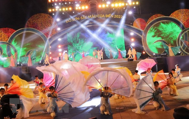 Ouverture des activités touristiques maritimes à Hai Phong, Ha Tinh et Da Nang ảnh 1 Ouverture des activités touristiques maritimes à Hai Phong, Ha Tinh et Da Nang ảnh 1