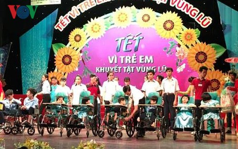 Le Têt pour les enfants handicapés ảnh 1 Le Têt pour les enfants handicapés ảnh 1