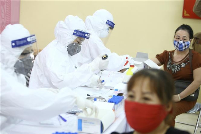 Le Vietnam répond pour l'essentiel aux besoins de tests du COVID-19 ảnh 1 Le Vietnam répond pour l'essentiel aux besoins de tests du COVID-19 ảnh 1