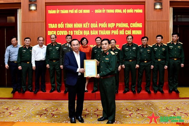 Covid-19: Bilan du soutien de l’armée à Hô Chi Minh-Ville ảnh 1 Covid-19: Bilan du soutien de l’armée à Hô Chi Minh-Ville ảnh 1