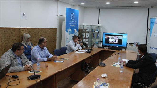 Table ronde sur l’économie du Vietnam en Algérie ảnh 1 Table ronde sur l’économie du Vietnam en Algérie ảnh 1