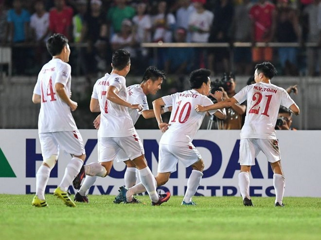 Football : le Vietnam progresse à la 129e place mondiale ảnh 1 Football : le Vietnam progresse à la 129e place mondiale ảnh 1