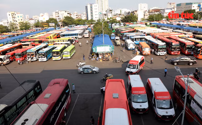 Le commerce et les transports au pays se redressent progressivement ảnh 1 Le commerce et les transports au pays se redressent progressivement ảnh 1