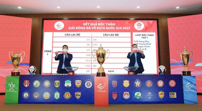 Les tirages au sort des championnats professionnels de football 2022 ont lieu à Hanoi ảnh 1 Les tirages au sort des championnats professionnels de football 2022 ont lieu à Hanoi ảnh 1
