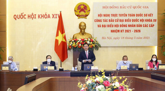 Le président de l’AN Vuong Dinh Huê préside la Conférence nationale sur les élections législatives ảnh 2 Le président de l’AN Vuong Dinh Huê préside la Conférence nationale sur les élections législatives ảnh 2
