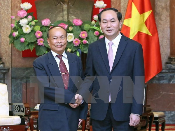 Le chef de l'Etat reçoit le ministre d'État et ministre cambodgien des Cultes et Religions ảnh 1 Le chef de l'Etat reçoit le ministre d'État et ministre cambodgien des Cultes et Religions ảnh 1