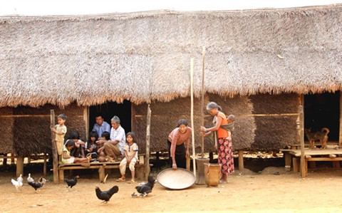 La maison-longue des Ma, patrimoine bâti en sursis ảnh 1 La maison-longue des Ma, patrimoine bâti en sursis ảnh 1