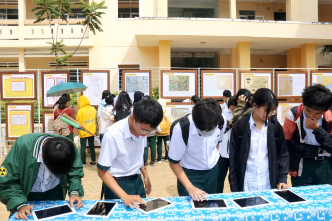 Exposition «Hoang Sa, Truong Sa du Vietnam - Preuves historiques et juridiques» à Binh Thuan ảnh 1