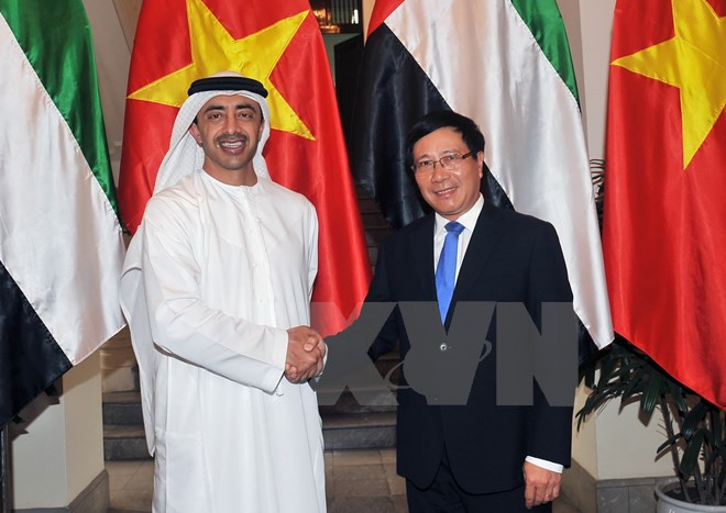 Le PM vietnamien plaide pour le renforcement de la coopération avec les EAU ảnh 2 Le PM vietnamien plaide pour le renforcement de la coopération avec les EAU ảnh 2