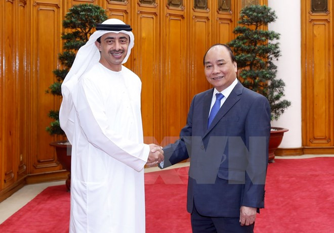 Le PM vietnamien plaide pour le renforcement de la coopération avec les EAU ảnh 1 Le PM vietnamien plaide pour le renforcement de la coopération avec les EAU ảnh 1