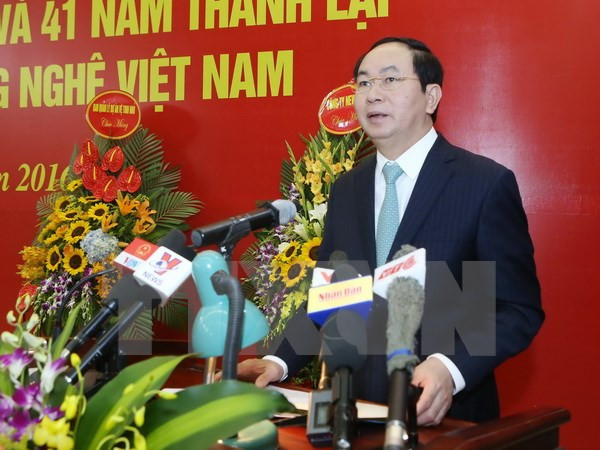 Le président Tran Dai Quang appelle les chercheurs à contribuer au développement national ảnh 1