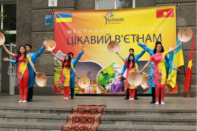 La Journée culturelle du Vietnam à Kiev ảnh 1 La Journée culturelle du Vietnam à Kiev ảnh 1