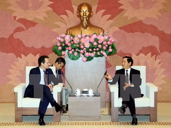 Le Vietnam tient en haute estime sa coopération avec l’UE ảnh 1