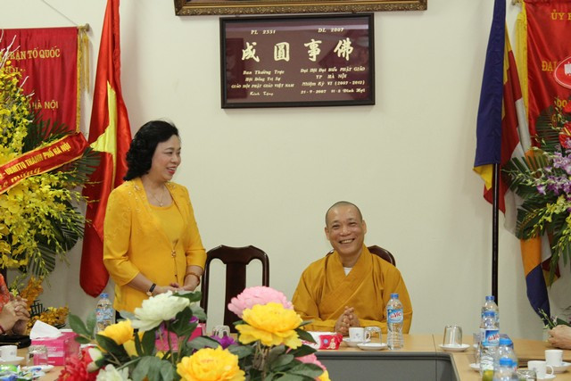 Hanoi : Félicitations pour le 2560e anniversaire de Bouddha ảnh 1 Hanoi : Félicitations pour le 2560e anniversaire de Bouddha ảnh 1