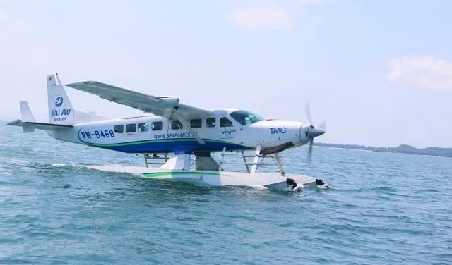 Lancement du service d'hydravions reliant Tuân Châu, Cô Tô à Quang Ninh ảnh 2