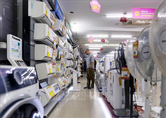 Les ventes au détail de biens et services de consommation en hausse de 10,9% au premier semestre ảnh 1 Les ventes au détail de biens et services de consommation en hausse de 10,9% au premier semestre ảnh 1