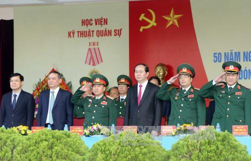 Le chef de l’Etat à la cérémonie célébrant le 50e anniversaire de l’Académie technique militaire ảnh 1 Le chef de l’Etat à la cérémonie célébrant le 50e anniversaire de l’Académie technique militaire ảnh 1