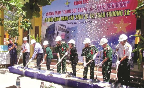 Les soldats en blouse blanche de Truong Sa ảnh 2