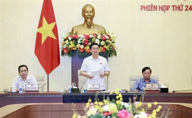 Le Comité permanent de l’Assemblée nationale clôt sa 24e session à Hanoi ảnh 1 Le Comité permanent de l’Assemblée nationale clôt sa 24e session à Hanoi ảnh 1