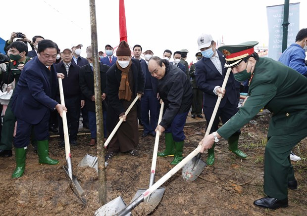 Le président de la République lance la Fête de plantation d’arbres à Phu Tho ảnh 2 Le président de la République lance la Fête de plantation d’arbres à Phu Tho ảnh 2