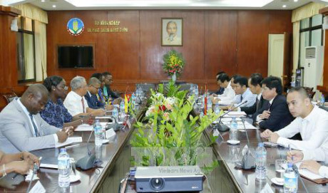 Vietnam et Mozambique discutent de la promotion des relations dans l'agriculture ảnh 1 Vietnam et Mozambique discutent de la promotion des relations dans l'agriculture ảnh 1