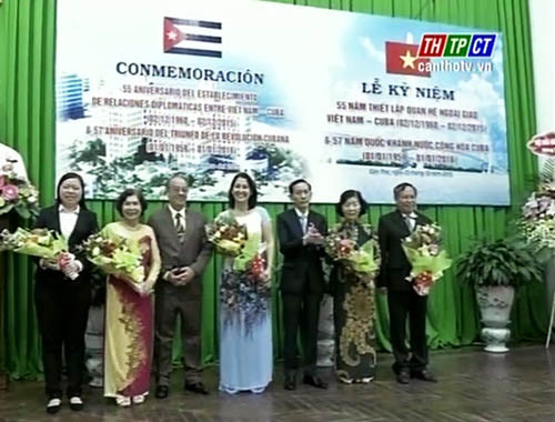 La Fête nationale de Cuba célébrée dans la ville de Cân Tho ảnh 1