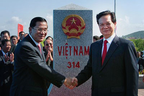 Vietnam-Cambodge : inauguration imminente des bornes frontalières N°30 et N°275 ảnh 1 Vietnam-Cambodge : inauguration imminente des bornes frontalières N°30 et N°275 ảnh 1