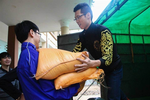 Philanthropie : un programme de volontariat pour les pauvres à Son La ảnh 1 Philanthropie : un programme de volontariat pour les pauvres à Son La ảnh 1