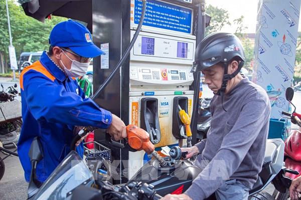 Les prix des carburants en hausse à partir du 29 février ảnh 1 Les prix des carburants en hausse à partir du 29 février ảnh 1