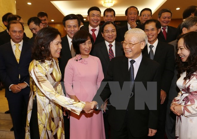 Nguyen Phu Trong rencontre de nouveaux ambassadeurs du Vietnam ảnh 1 Nguyen Phu Trong rencontre de nouveaux ambassadeurs du Vietnam ảnh 1