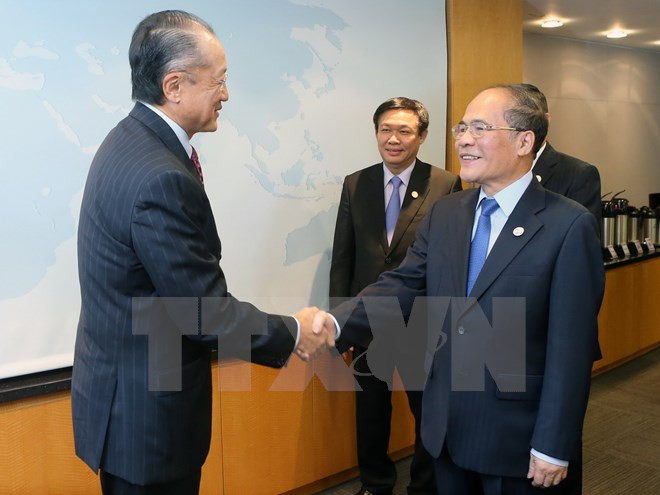 Nguyen Sinh Hung rencontre le président de la Banque mondiale ảnh 1 Nguyen Sinh Hung rencontre le président de la Banque mondiale ảnh 1
