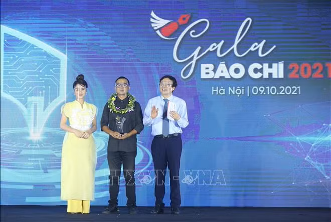 Remise des Prix «Instants journalistiques» 2020 ảnh 1