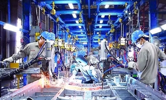 Le PM publie une directive sur la relance de la production industrielle ảnh 1 Le PM publie une directive sur la relance de la production industrielle ảnh 1